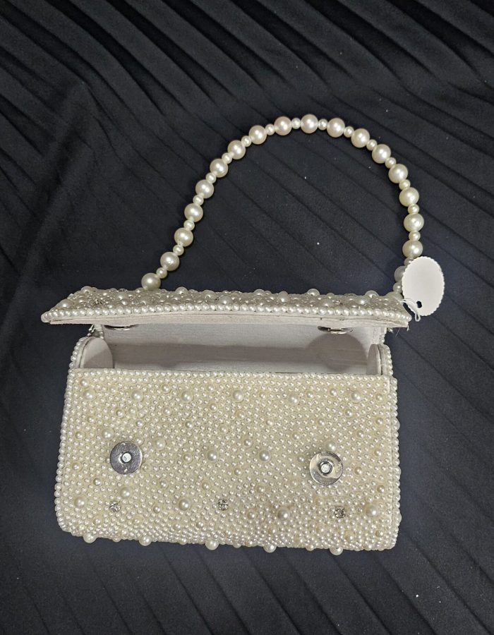 Handcrafted Potli Bag – Traditional Elegance Meets Modern Charm (Copy)